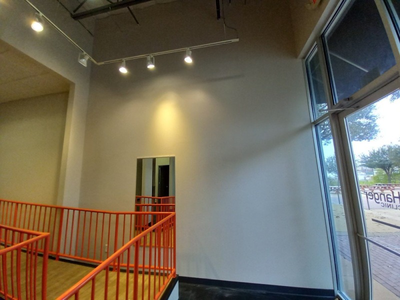 Hanger-Clinic-12